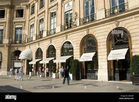 place vendome paris shops